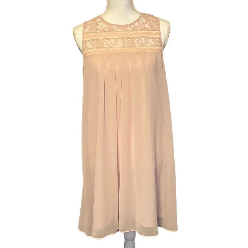 BCBGeneration Light Blush Pink Flowy Lined Dress With Lace Women’s Size Medium